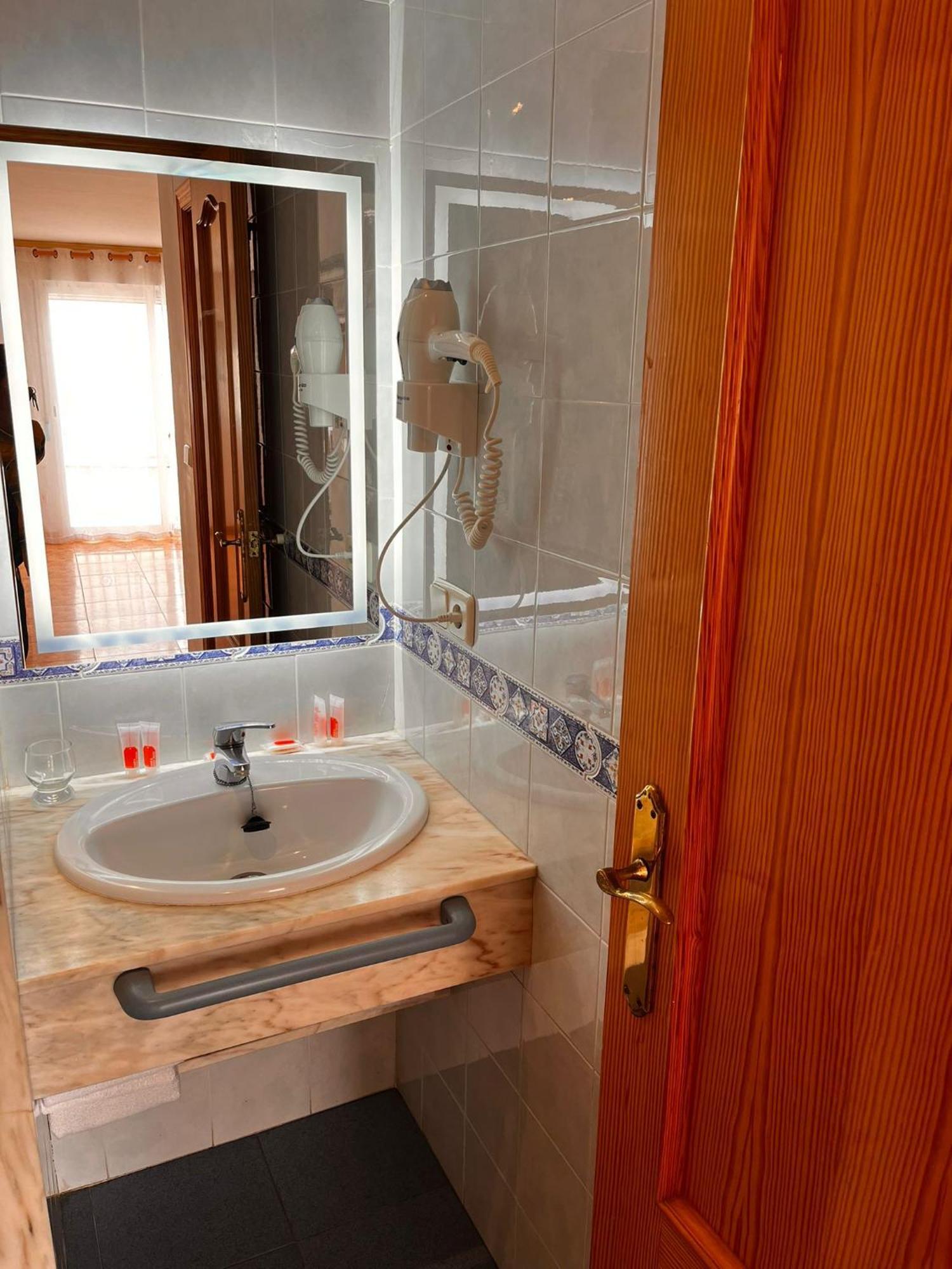 Apartamentos Inter Gandia Playa Ngoại thất bức ảnh